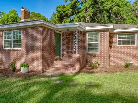 1716 Monticello Dr, Tallahassee, FL 32303