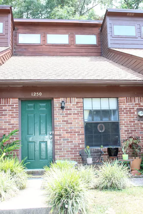 1250 High Rd, Tallahassee, FL 32304