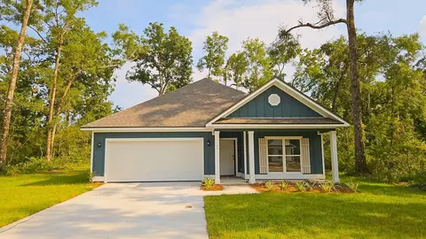 45 Getaway Ln, Crawfordville, FL 32327