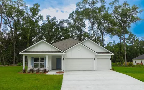 24 Getaway Ln, Crawfordville, FL 32327