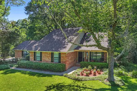 3712 Pine Tip Rd, Tallahassee, FL 32312