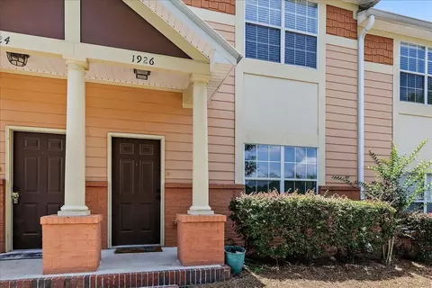 1926 Honolulu Ln, Tallahassee, FL 32304