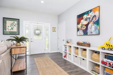 Entry Way - 160 NE Gloriosa Ln, Lee, FL 32059 photo 2 of 3