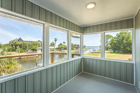 47 Blue Heron Way, Panacea, FL 32346