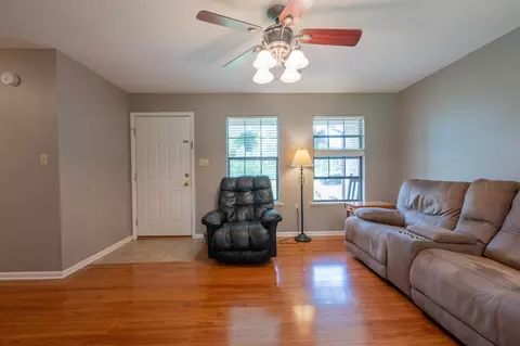 208 Kate Dr, Perry, FL 32348 photo 5