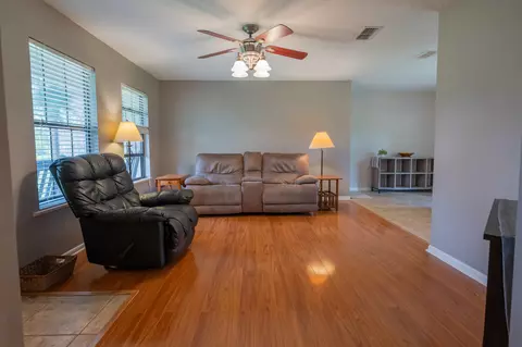 208 Kate Dr, Perry, FL 32348 photo 9