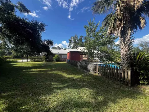 139 Center St, Perry, FL 32348 photo 16