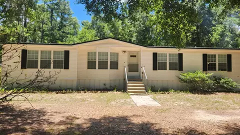 164 Glover Ln, Crawfordville, FL 32327