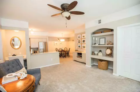 2801 Chancellorsville Dr #1211, Tallahassee, FL 32312