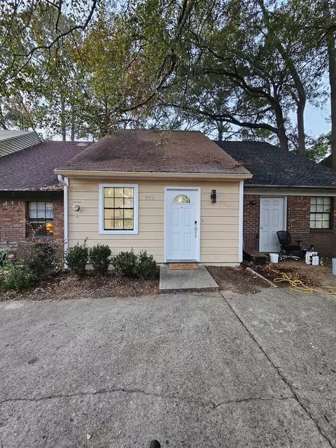 922 S Lipona Rd, Tallahassee, FL 32304
