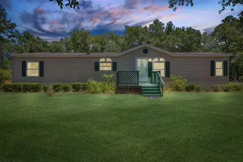 2443 Lakeview Point Rd, Quincy, FL 32351