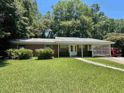 910 Abbiegail Dr, Tallahassee, FL 32303