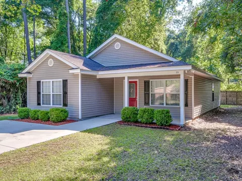 75 W F Magers Rd, Crawfordville, FL 32327