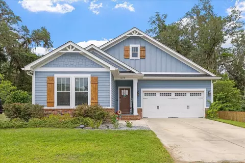 1099 Willow Crossing Dr, Tallahassee, FL 32311