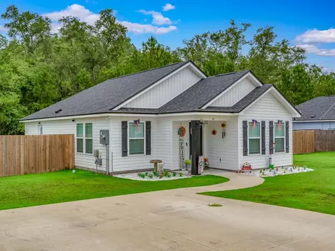 84 John Mills Cir, Sopchoppy, FL 32358