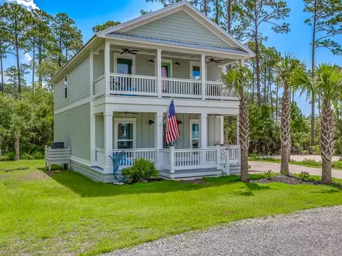 303 Trails End Way, Saint Teresa, FL 32358