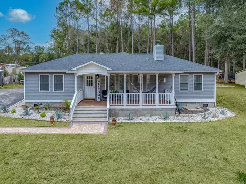 249 Wildflower Ln, Crawfordville, FL 32327