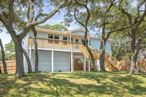 315 Mashes Sands Rd, Panacea, FL 32346