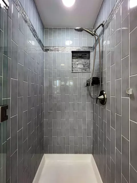 Bath - 315 Mashes Sands Rd, Panacea, FL 32346 photo 2 of 3