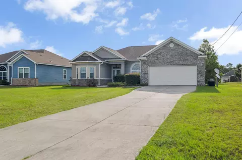 1217 Rustling Pines Blvd, Midway, FL 32343