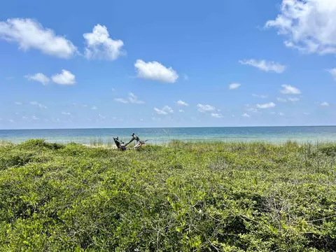 View/Area - 508 Gulf Shore Dr, Carrabelle, FL 32322 photo 2 of 4