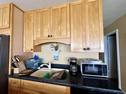 Kitchen - 508 Gulf Shore Dr, Carrabelle, FL 32322 photo 3 of 4