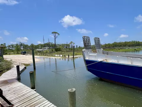 View/Area - 508 Gulf Shore Dr, Carrabelle, FL 32322 photo 3 of 4