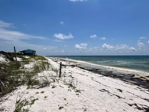 View/Area - 508 Gulf Shore Dr, Carrabelle, FL 32322 photo 1 of 4