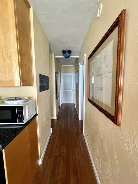 Entry Way - 508 Gulf Shore Dr, Carrabelle, FL 32322 photo 1 of 1