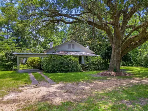 3061 Solomon Dairy Rd, Quincy, FL 32351