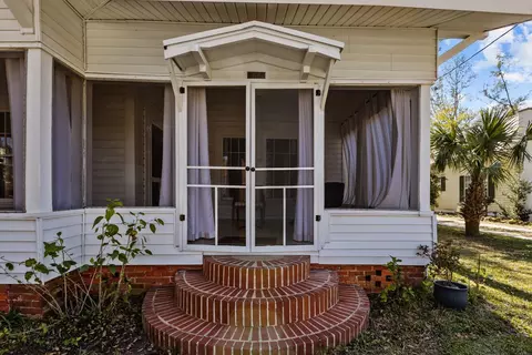 1111 W Green St, Perry, FL 32347 photo 3