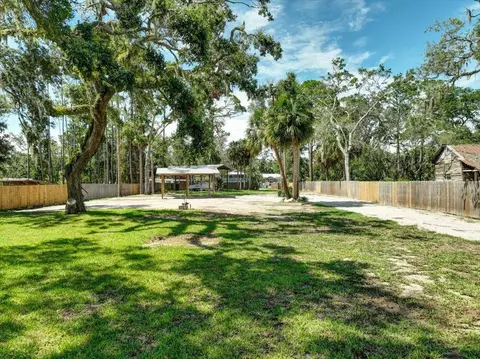 307 NW Second Ave #0, Steinhatchee, FL 32359 photo 2