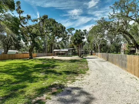 307 NW Second Ave #0, Steinhatchee, FL 32359 photo 3