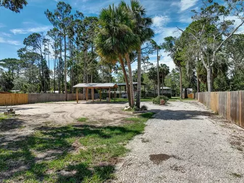 307 NW Second Ave #0, Steinhatchee, FL 32359 photo 4