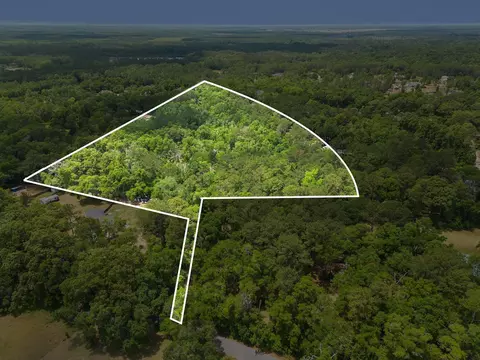 9343 Rose Rd, Tallahassee, FL 32311