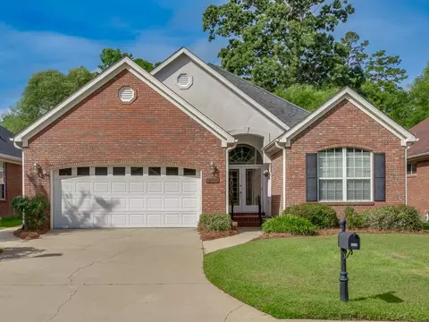 3037 Sawgrass Cir, Tallahassee, FL 32309