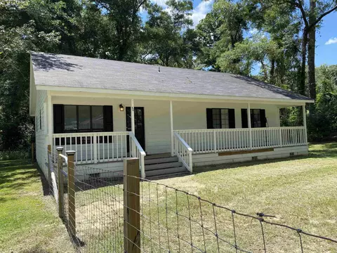 50 Graham Trl, Crawfordville, FL 32327