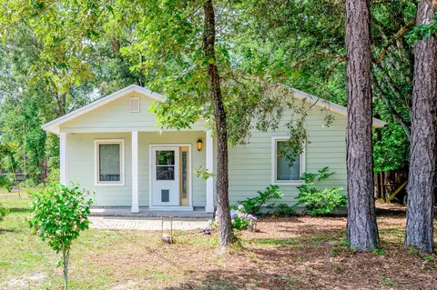 1047 W Oak Ridge Rd, Tallahassee, FL 32305