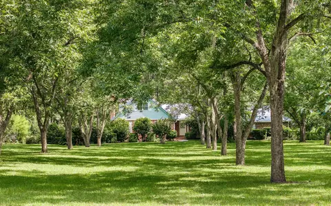 327 NE Cherry Lake Cir, Madison, FL 32340