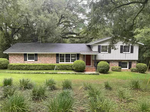 1102 Lasswade Dr, Tallahassee, FL 32312