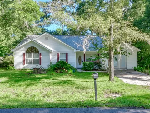 122 Catawba Trl, Crawfordville, FL 32327
