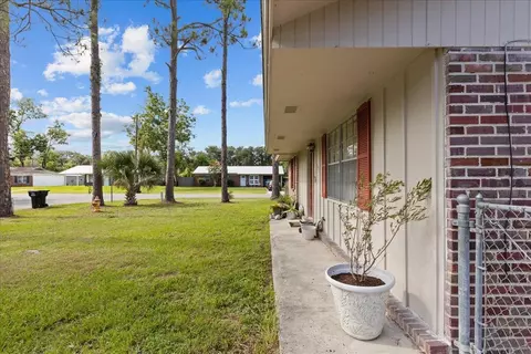Exterior - 1121 E Julia St, Perry, FL 32347 photo 2 of 8