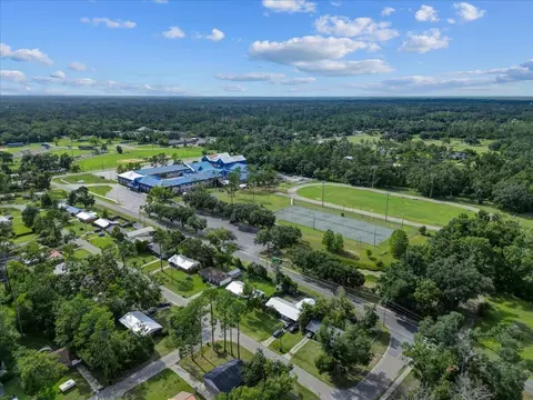 View/Area - 1121 E Julia St, Perry, FL 32347 photo 2 of 2