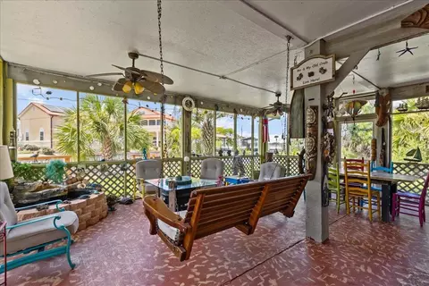 Exterior - 114 Kingfisher Rd, Perry, FL 32348 photo 4 of 12
