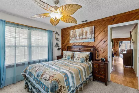 Bedroom - 114 Kingfisher Rd, Perry, FL 32348 photo 2 of 5