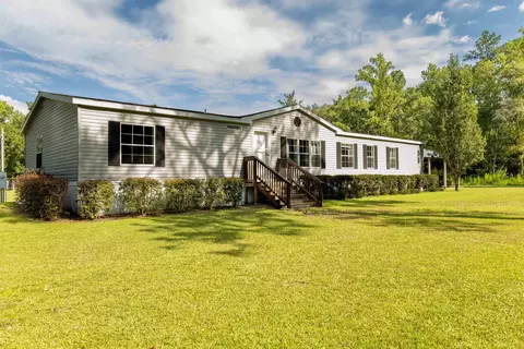91 Cherokee Dr, Sopchoppy, FL 32358