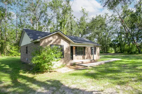 4690 Woods Creek Rd, Perry, FL 32347