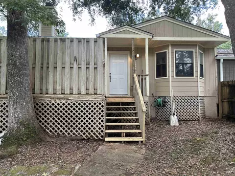 1544 Twin Lakes Cir, Tallahassee, FL 32311