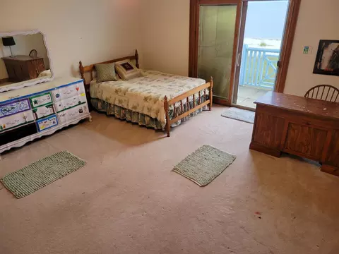 Bedroom - 1433 Alligator Dr, Alligator Point, FL 32346 photo 2 of 3