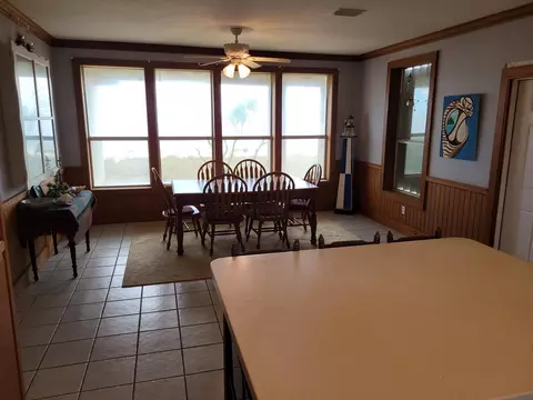 Dining - 1433 Alligator Dr, Alligator Point, FL 32346 photo 1 of 1